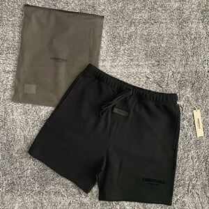 Men’s Fear of God Essentials Shorts, Stretch Limo, NWT